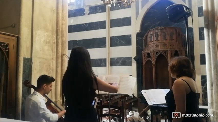 Trio violino, cello e voce