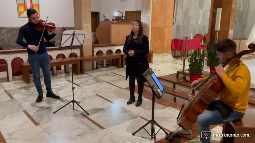 Violino, violoncello, organo e voce 