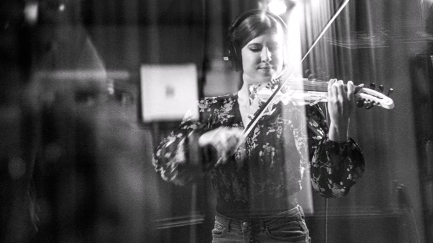 Valeria, violinista - Someone like you