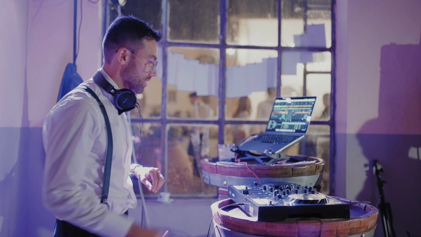 DANCE FLOOR WEDDING