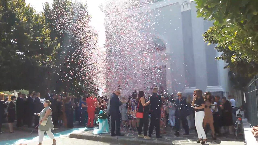 Il finale che fa parlare gli invitati