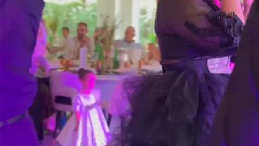 Ogni momento diventa speciale con la musica giusta.