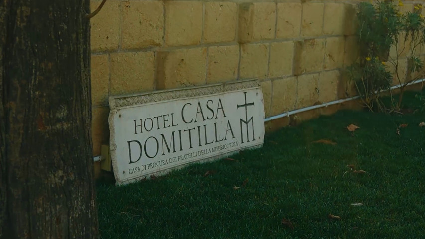 Adoro Hotel