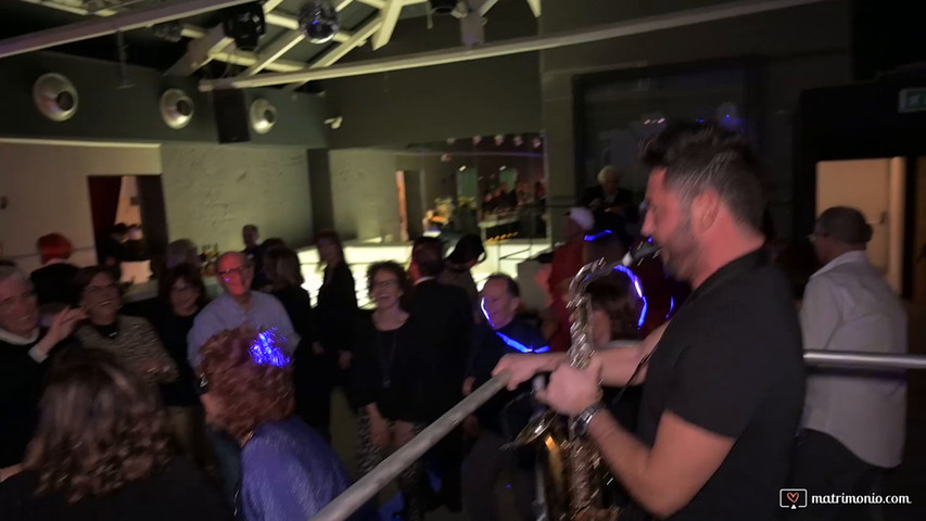 Disco sax performance