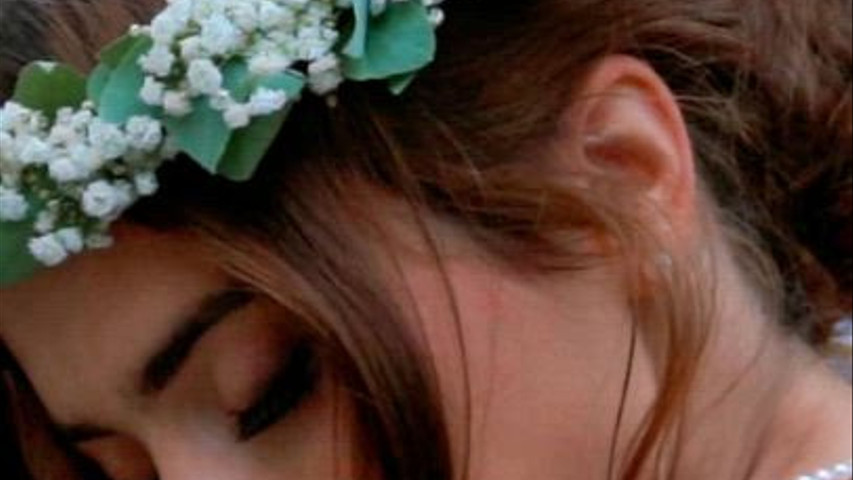 Cacciatori di sguardi complici, baci rubati e balli scatenati.