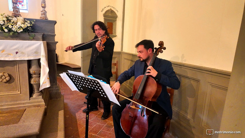 Strings Duo - Violin and Cello Castello Vicchio Maggio Firenze