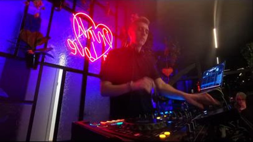 DJ SET BAR L'ECOLE