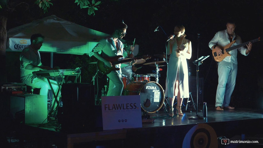 Live - FLAWLESS