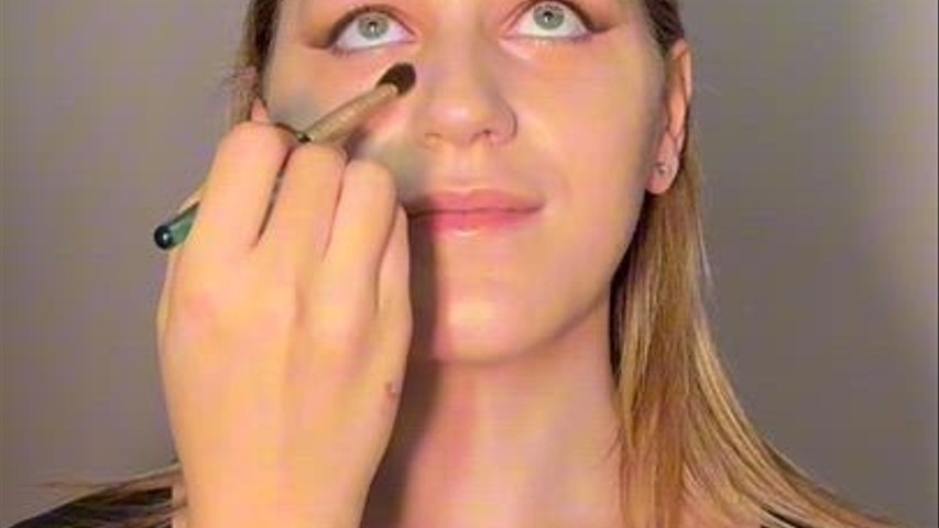 Sofia Chiaramoni Make-up Artist 