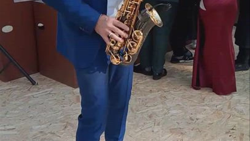 Every Breath You Take "Live Sax"