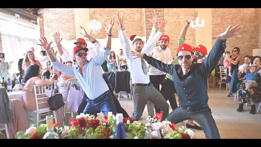 FLASH MOB