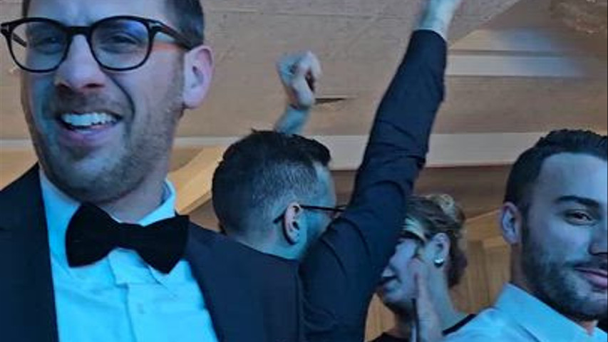 Direzioni Parallele: Percussioni e DJ Set per un Wedding Party esplosivo