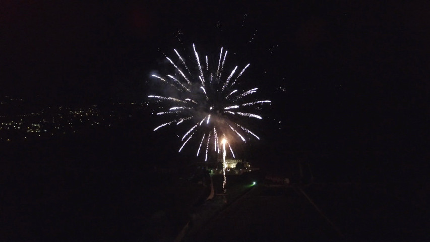 Fuochi artificiali sulla tenuta