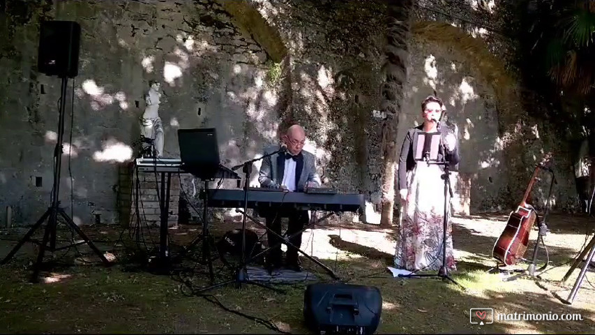 "L'essenziale" - Matrimonio Castello di Valenzano