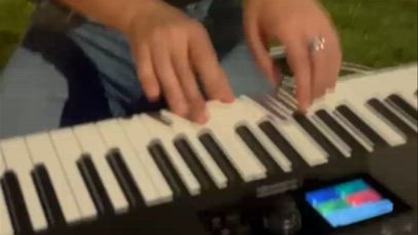 Piano solo