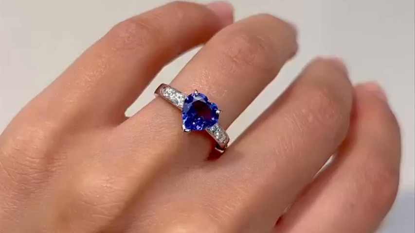 Anello Tanzanite e Diamanti 