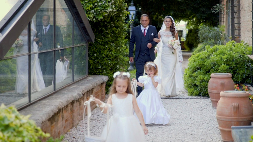 Trailer Sara & Federico