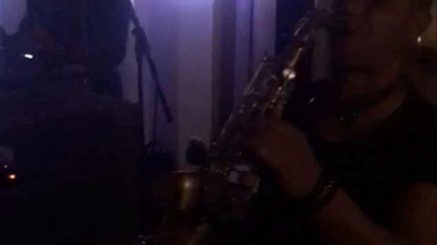 Live Dj ft. Sax