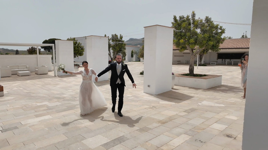 Angela & Gabriele trailer 174359367289163