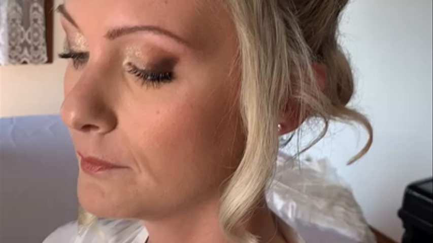 Glam bridal makeup