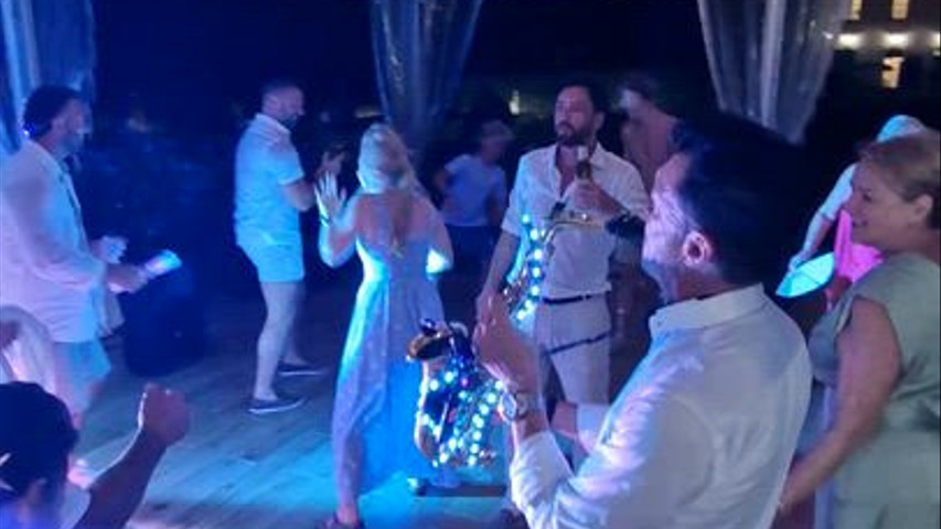 Federico Tozzi Dj e Sax