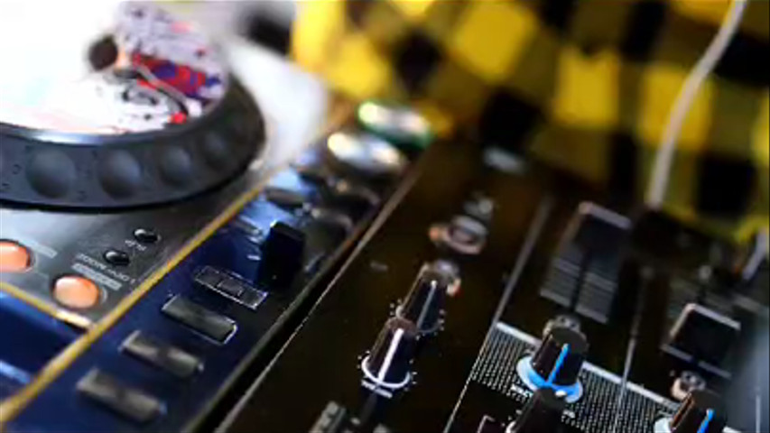 DJ Yomegas