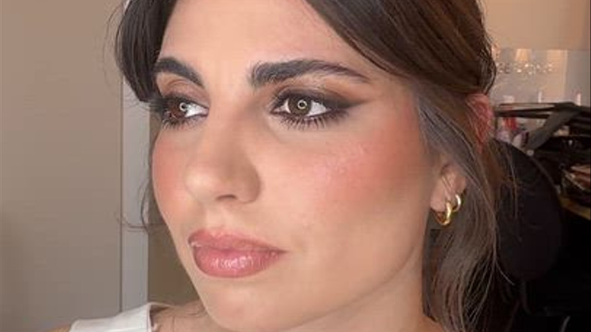 MI PRESENTO - Ornella di Paolo - Pro Make-up Artist 