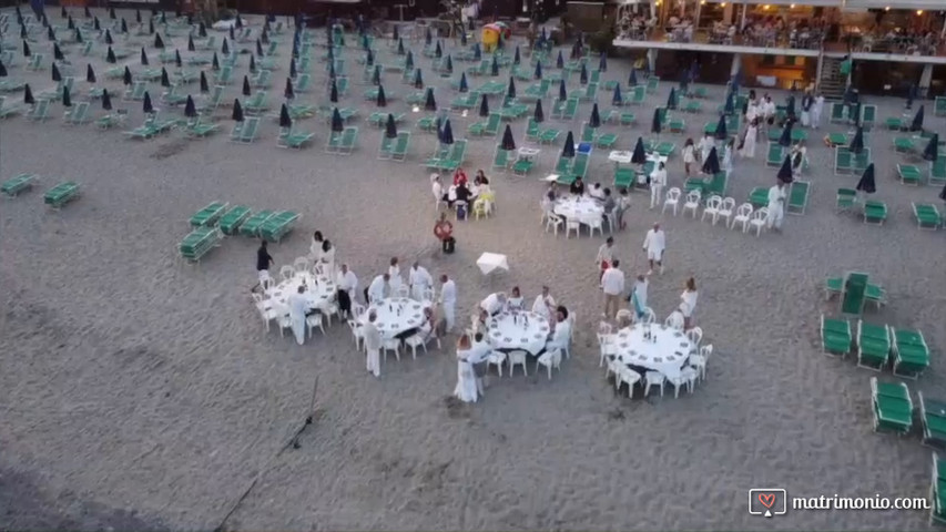 Cena in spiaggia