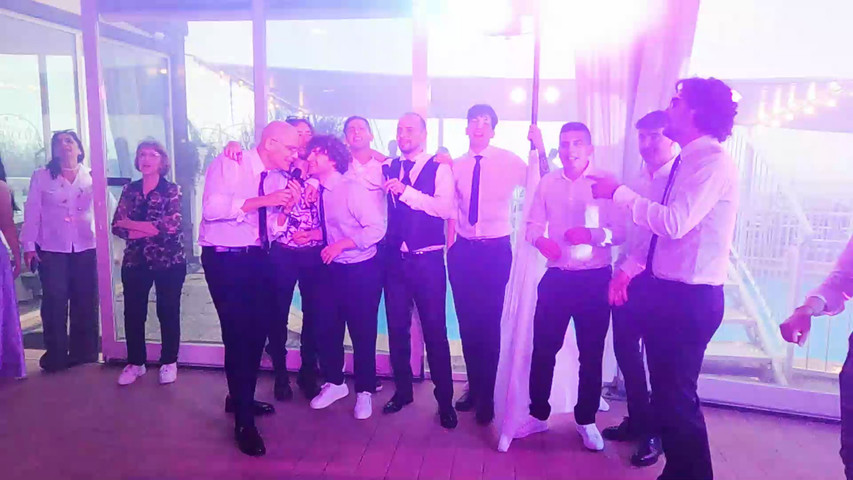 Fantastico Matrimonio 01 Team Feel Good Show