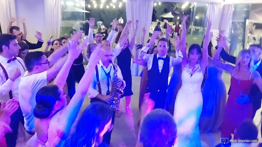 Matrimonio Tenuta Guadicciolo Alex Baris band live show 