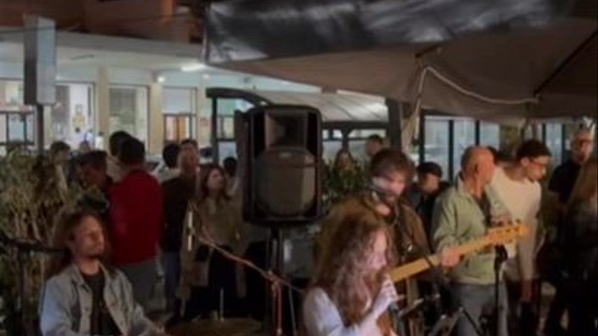 Serata di musica live