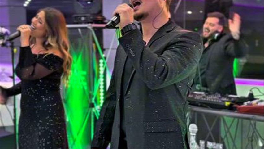LOVE MEDLEY