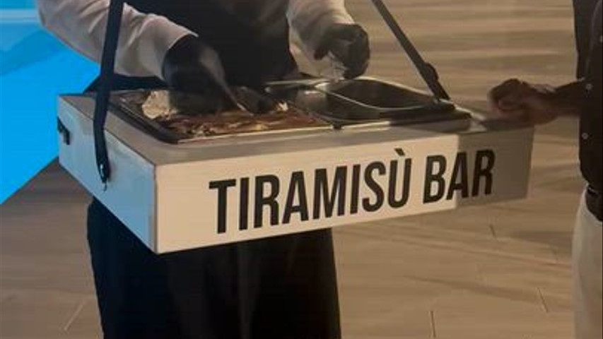 Tiramisù bar a bordo piscina 