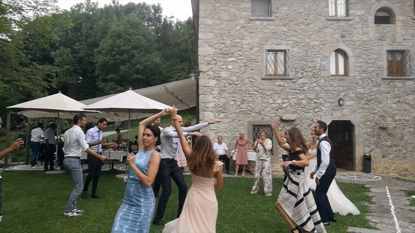 Agriturismo La Peta Serina, matrimonio con musica e animazione Dj Fun