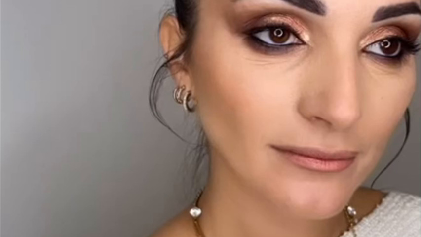 Look dai toni caldi per la dolce Francesca