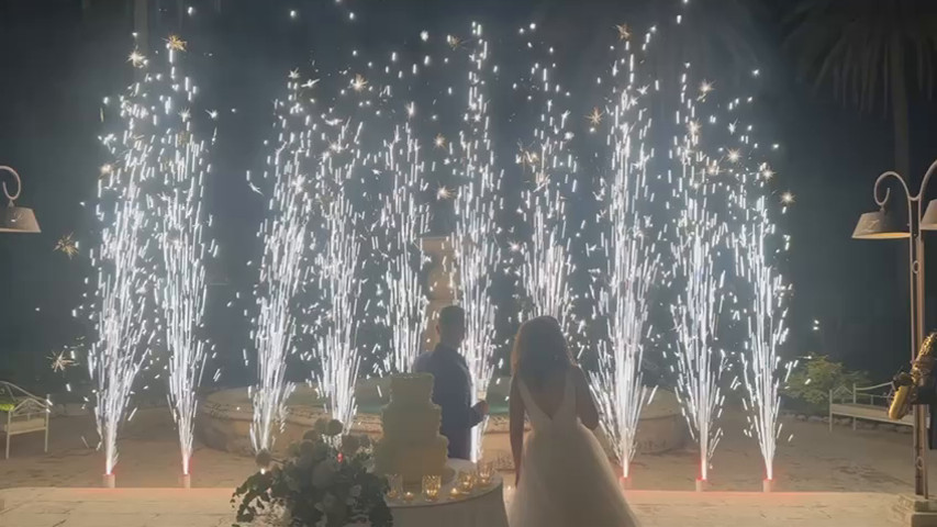 Maggio Fireworks momenti indimenticabili siamo a Tuglie via Aldo Moro 137/A