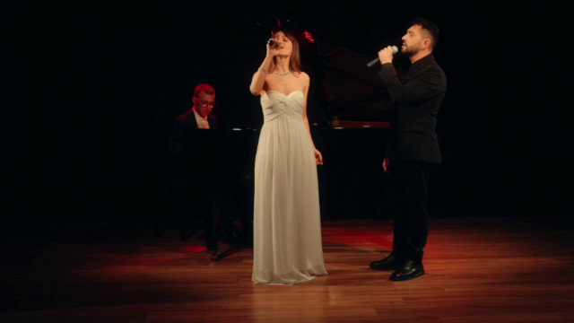 Female voice & Male voice