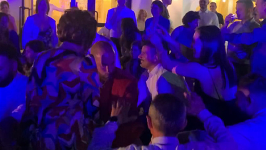 Super Wedding Party