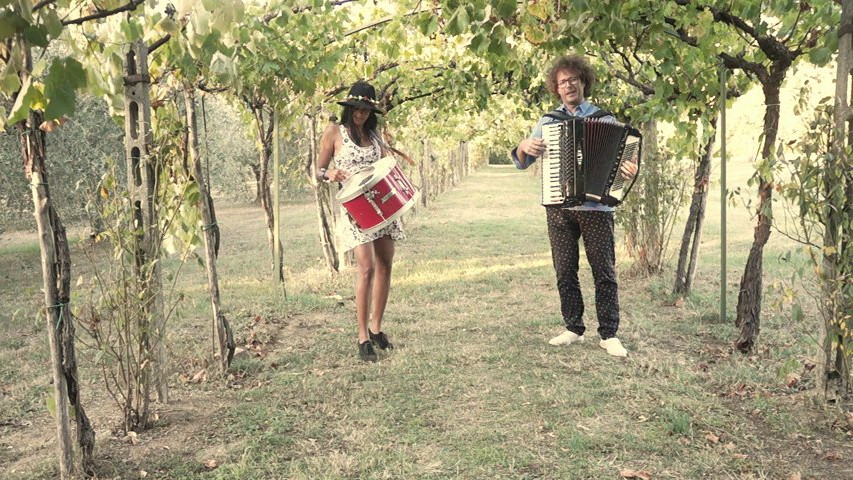 Video Musica Italiana alla brasiliana, De Andrè