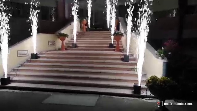 Sandrojoe Scalinata con 8 sparkular fontane luminose