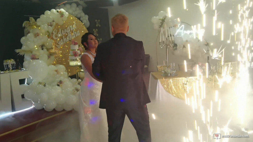 Sandrojoe matrimonio peruviano 4 fontane luminose e fumo basso al ballo