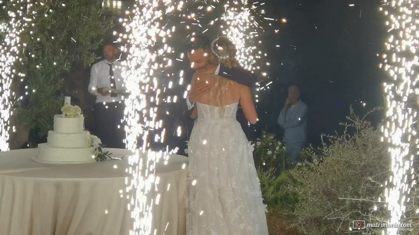 Matrimonio con fontane fredde sparkular in Val d'orcia by Sandrojoe 