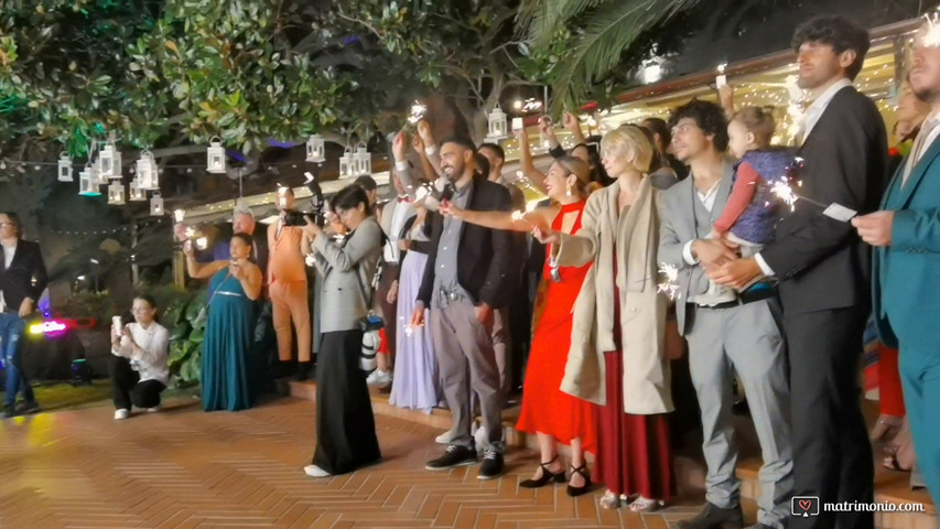Matrimonio con fontane fredde luminose scintillanti sparkular by Sandrojoe 