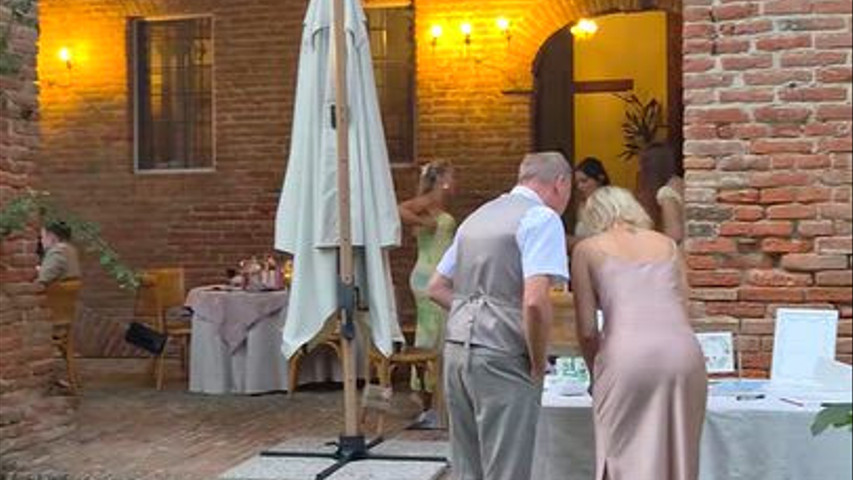 “Tu vuò fà l'americano” – Elegant Aperitivo & Sax  | MILF