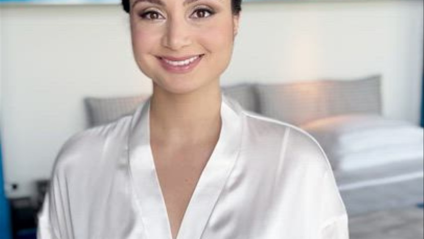 Larissa 15-9-25