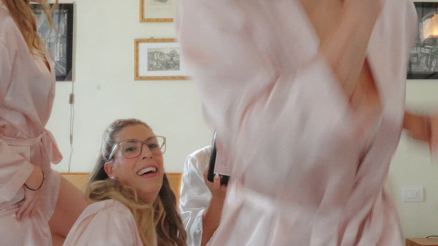 Reel Vestizione Sposa