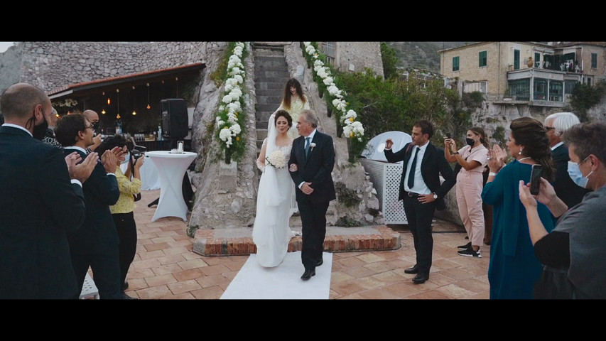 L + A // Wedding in Amalfi • Torre La Cerniola