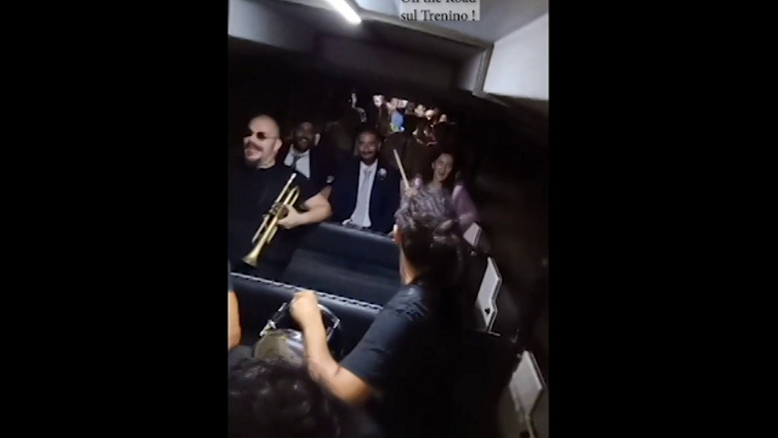 Street band sul trenino