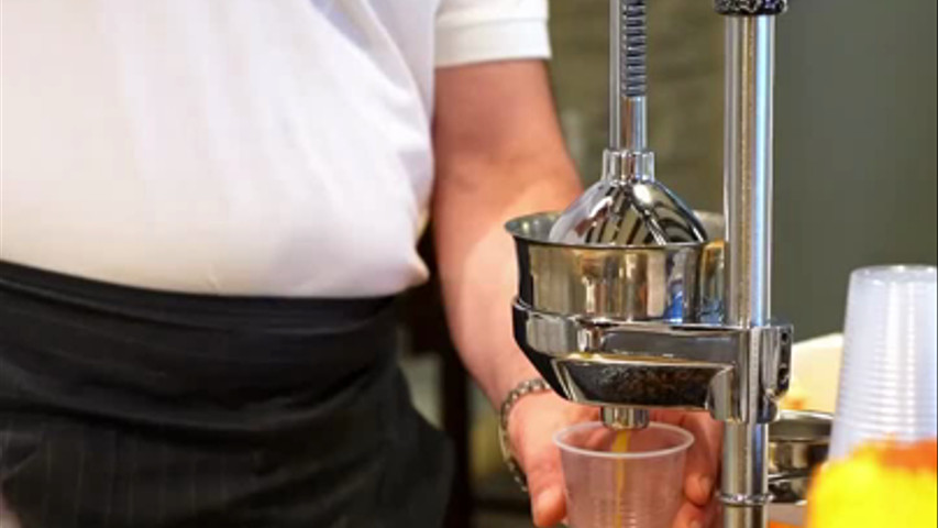 Sveglia la colazione ti aspetta ogni mattina qui e un invito a gustare sapori genuini tra profumi 