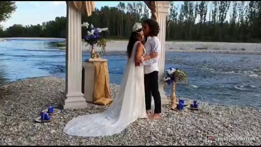 Video abito da sposa